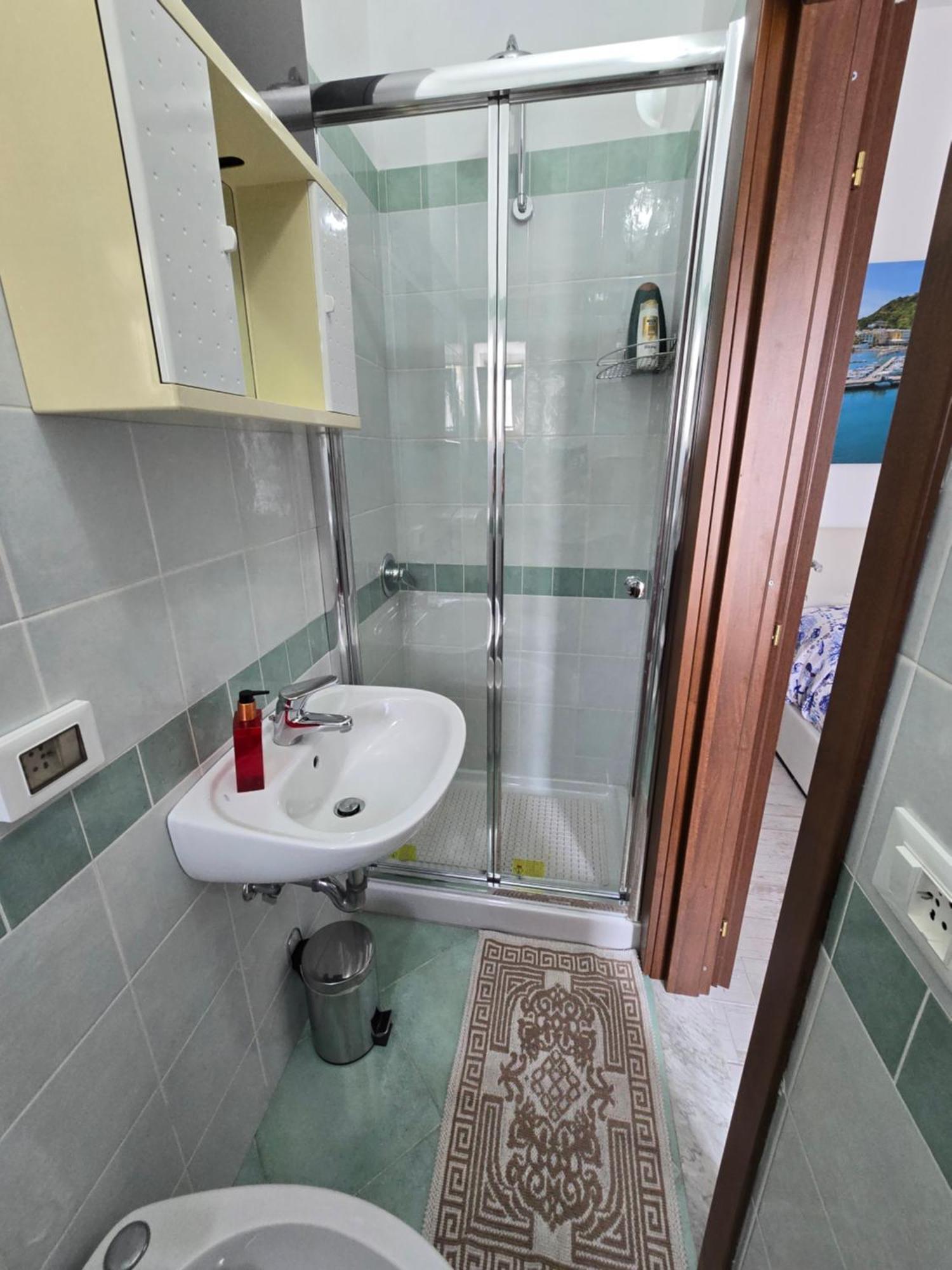 הוילה איסקיה La Casa Di Giuliana Primo Piano Con Balcone מראה חיצוני תמונה